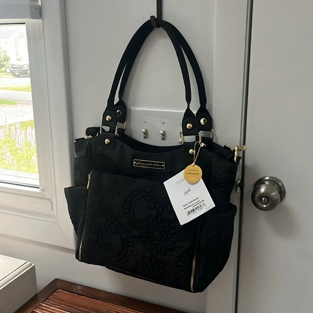 Petunia Pickle Bottom Central Park North Embossed City Carryall Diaper Bag,NWT